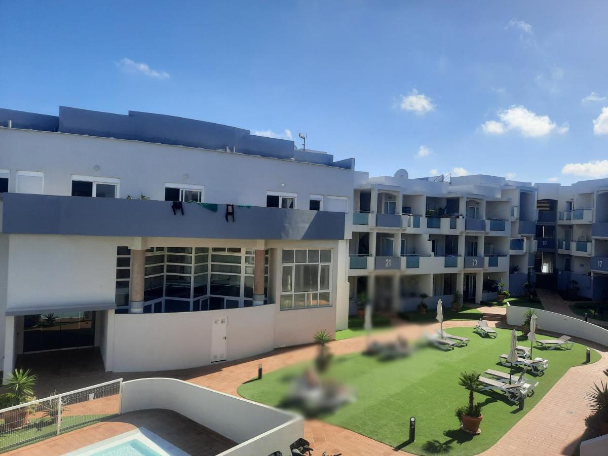 Sunset 230, Sun, Big Pool, Wifi Fiber, Central, Near Main Street And Apartment *