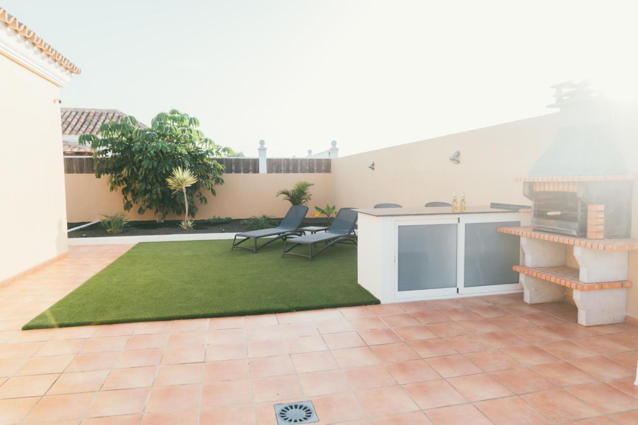Moderne Met Verwarmd Zwembad In Villa