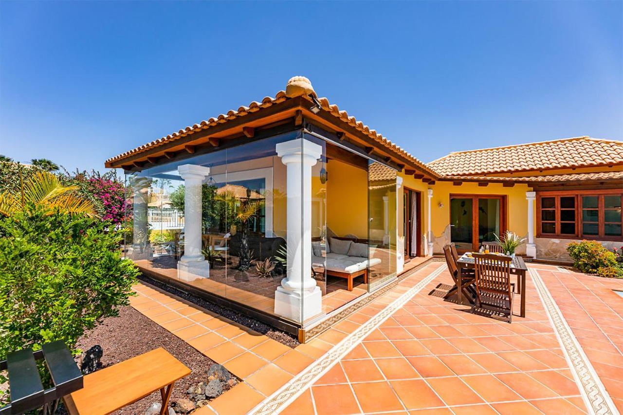 Villa Relax 2 Private Pool By Holidays