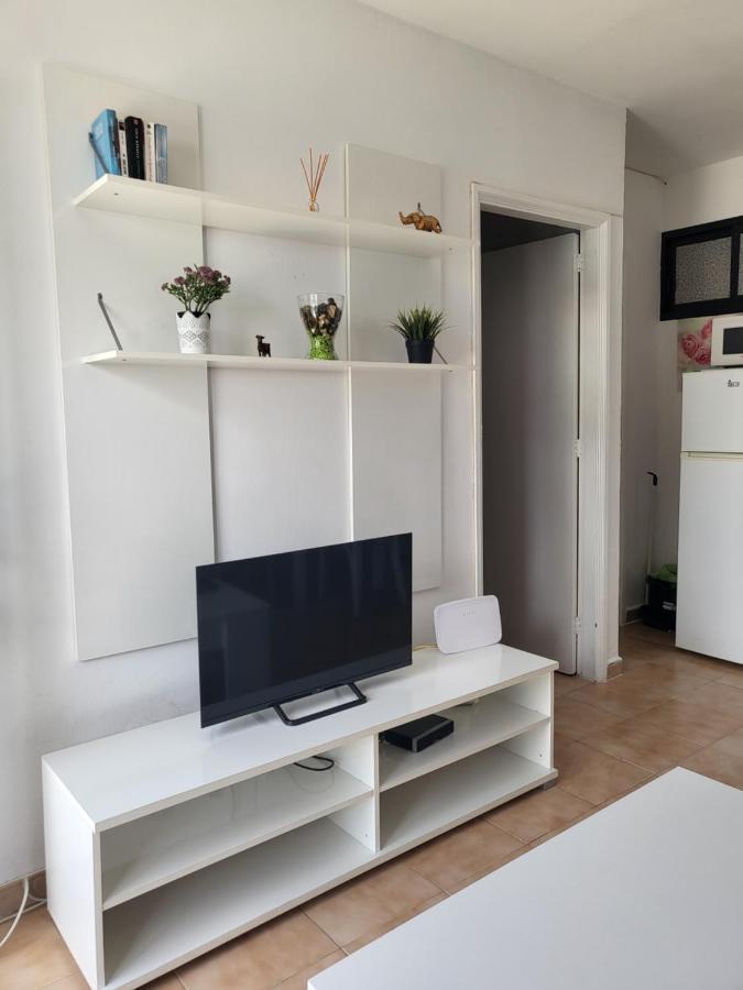 & Pool Apartment *
