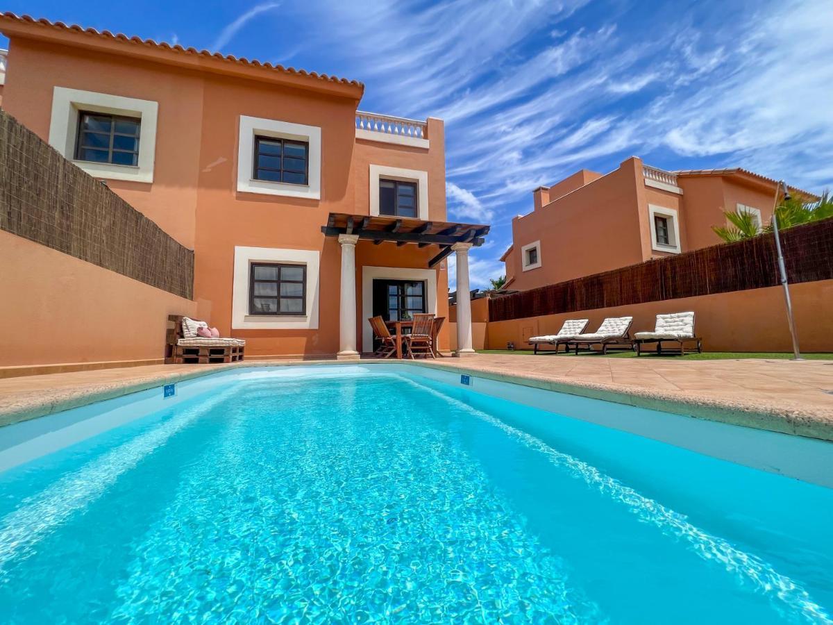 Villa Tarabilla With Private Pool & Ocean Views *