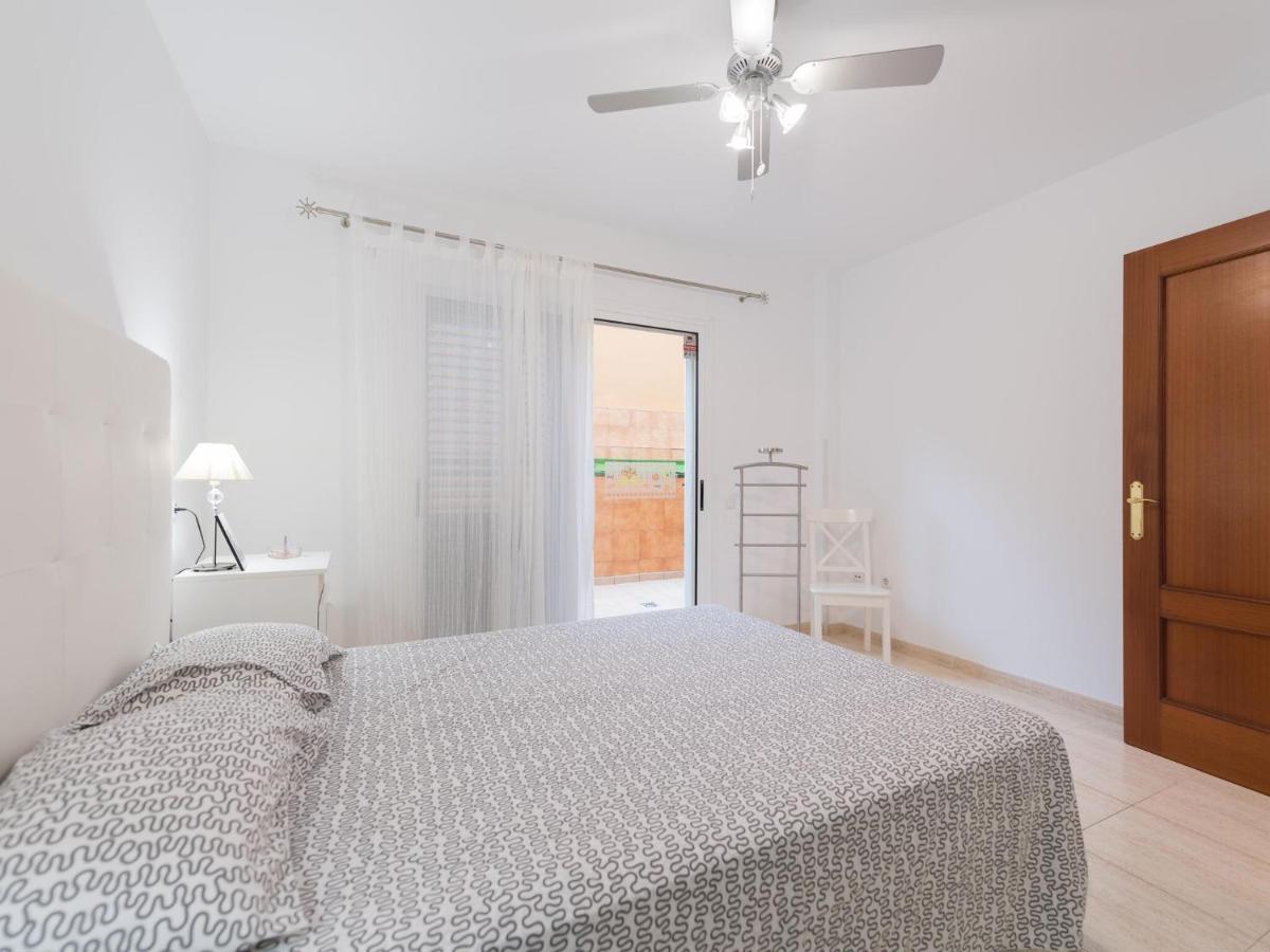 In With Shared Pool And Close To The Beaches *