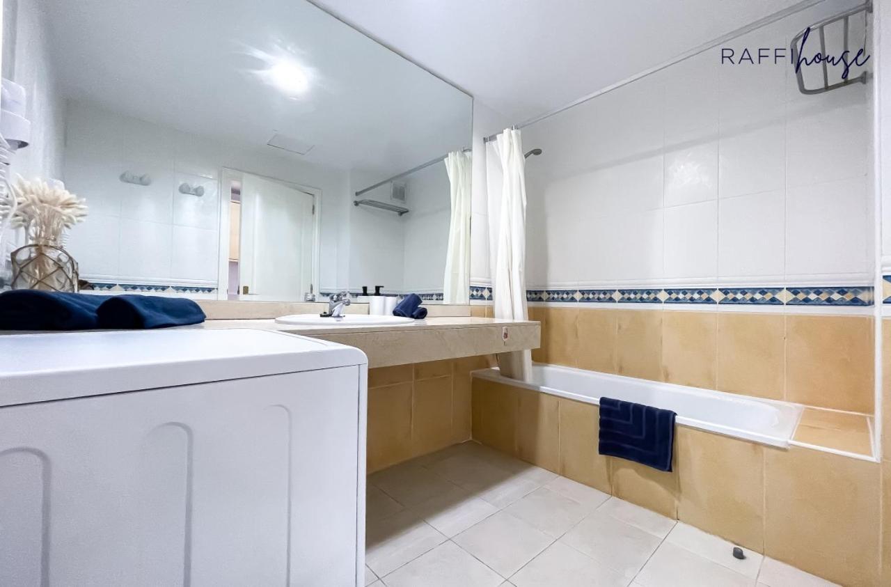 Raffi House Corralejo