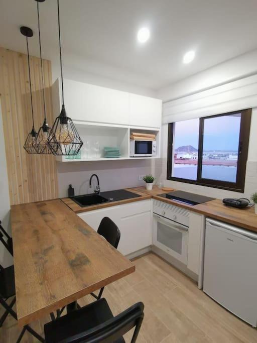 Apartamento Con Vistas Al Mar En El Centro De