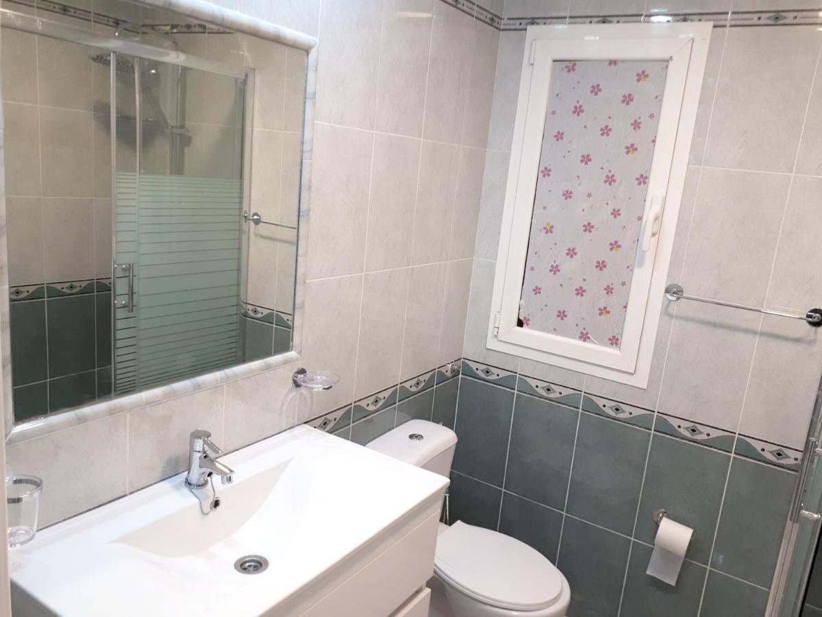 2 Bedrooms With Wifi At