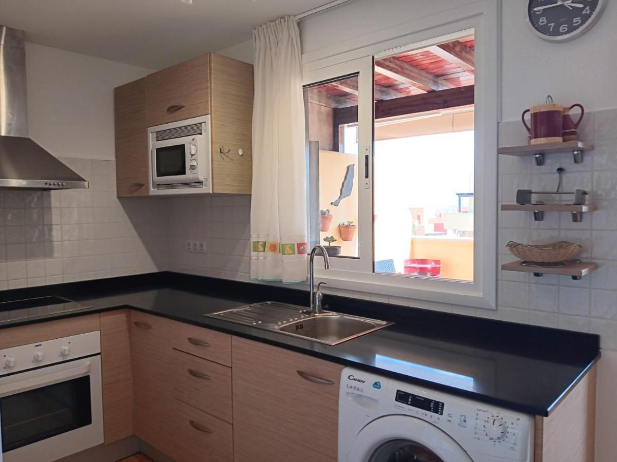 Brisas Fuerteventura: Optic Fiber,solarium,bbq Apartamento *