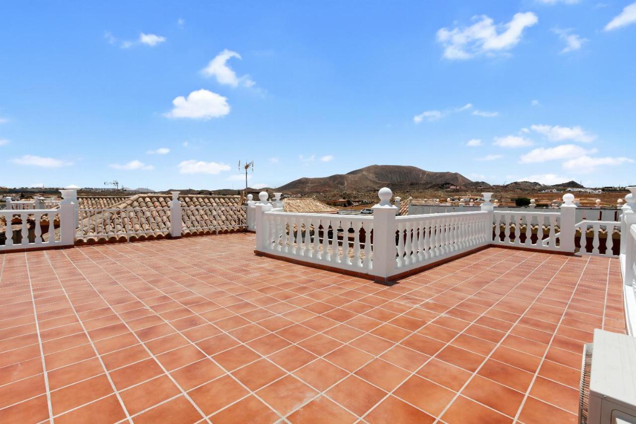 Thomas Villa Corralejo
