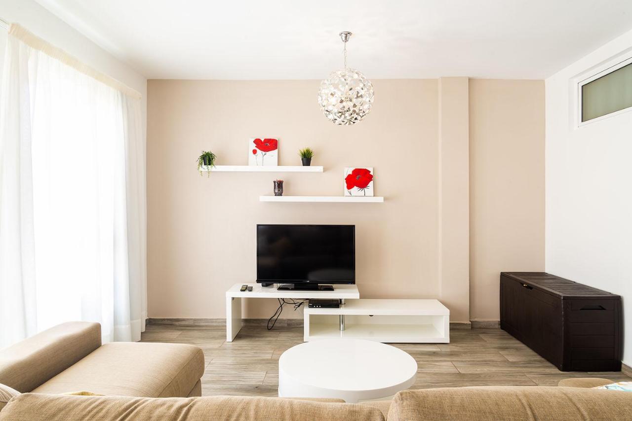 Casa Gema, By Comfortable Luxury Apartment