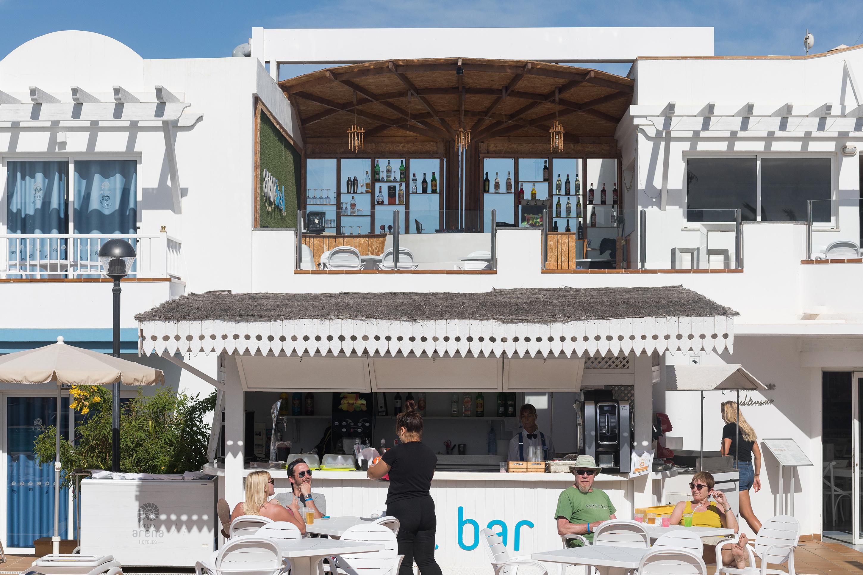 Arena Aparthotel
