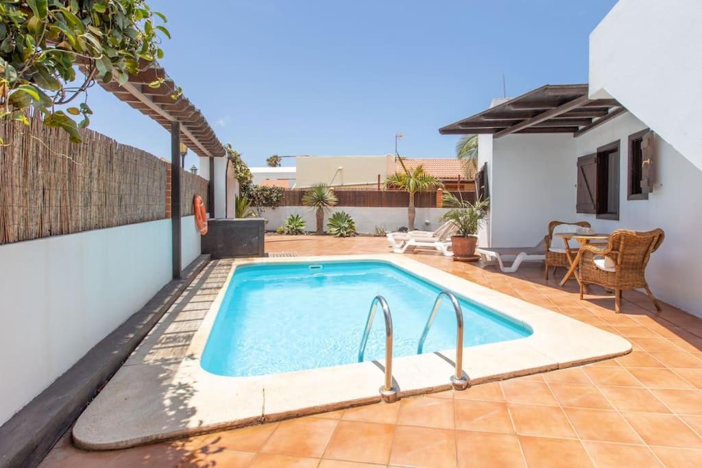 Rustica -heated Pool & Garden Near The * Corralejo