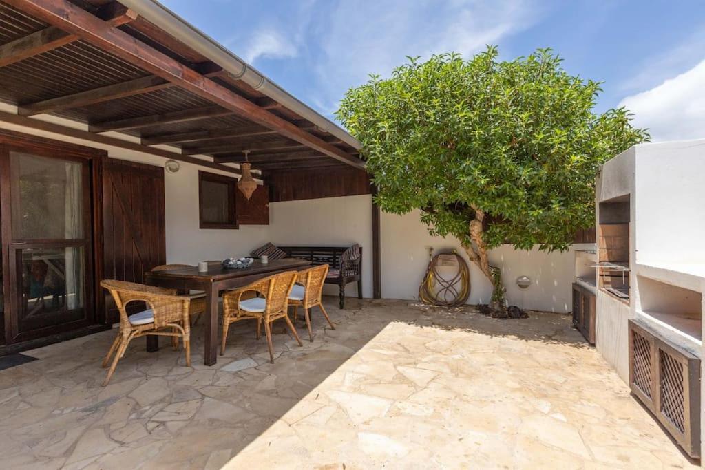 Rustica -heated Pool & Garden Near The Corralejo
