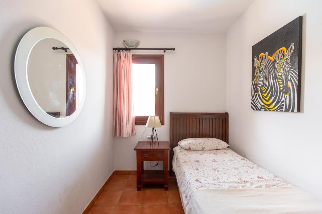 Rustica -heated Pool & Garden Near The Villa Corralejo