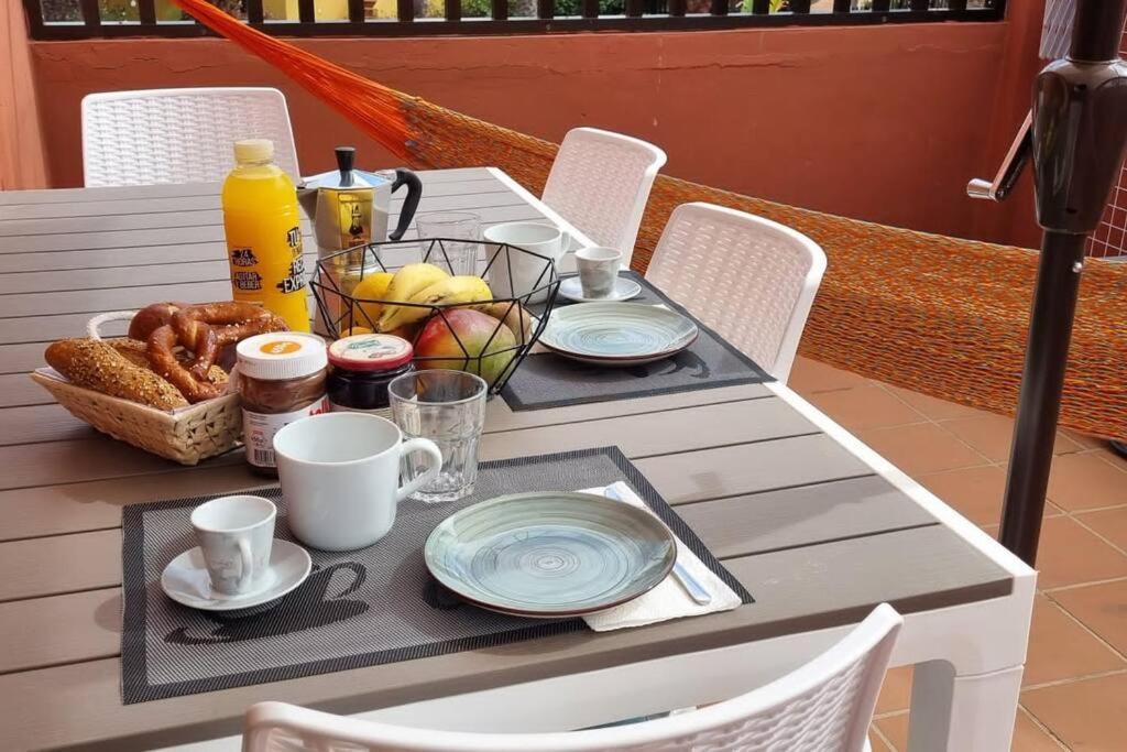 Apartamento Bouganville Con Terrazza E Piscina *