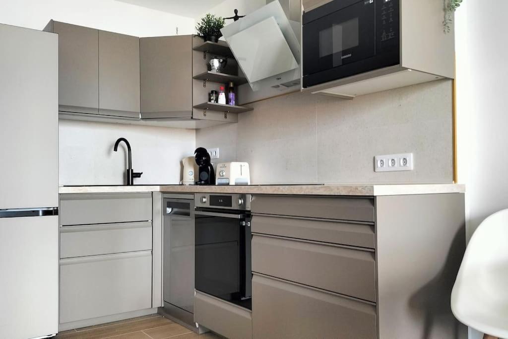 Apartment Luxury Penthouse Valentin With Jacuzzi Corralejo
