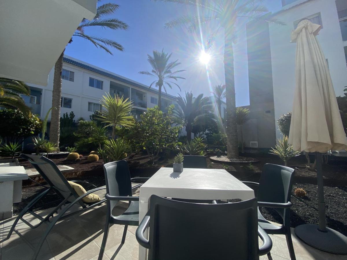 Sun And Surf Apartment *