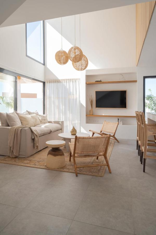 Noma - Design Space With Pool In *