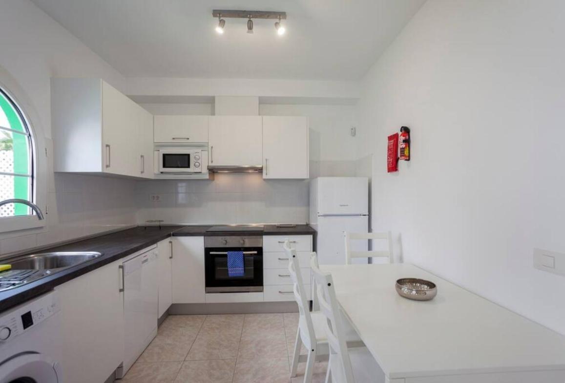 With Private Pool, Bbq, Wifi At Galera Villa *
