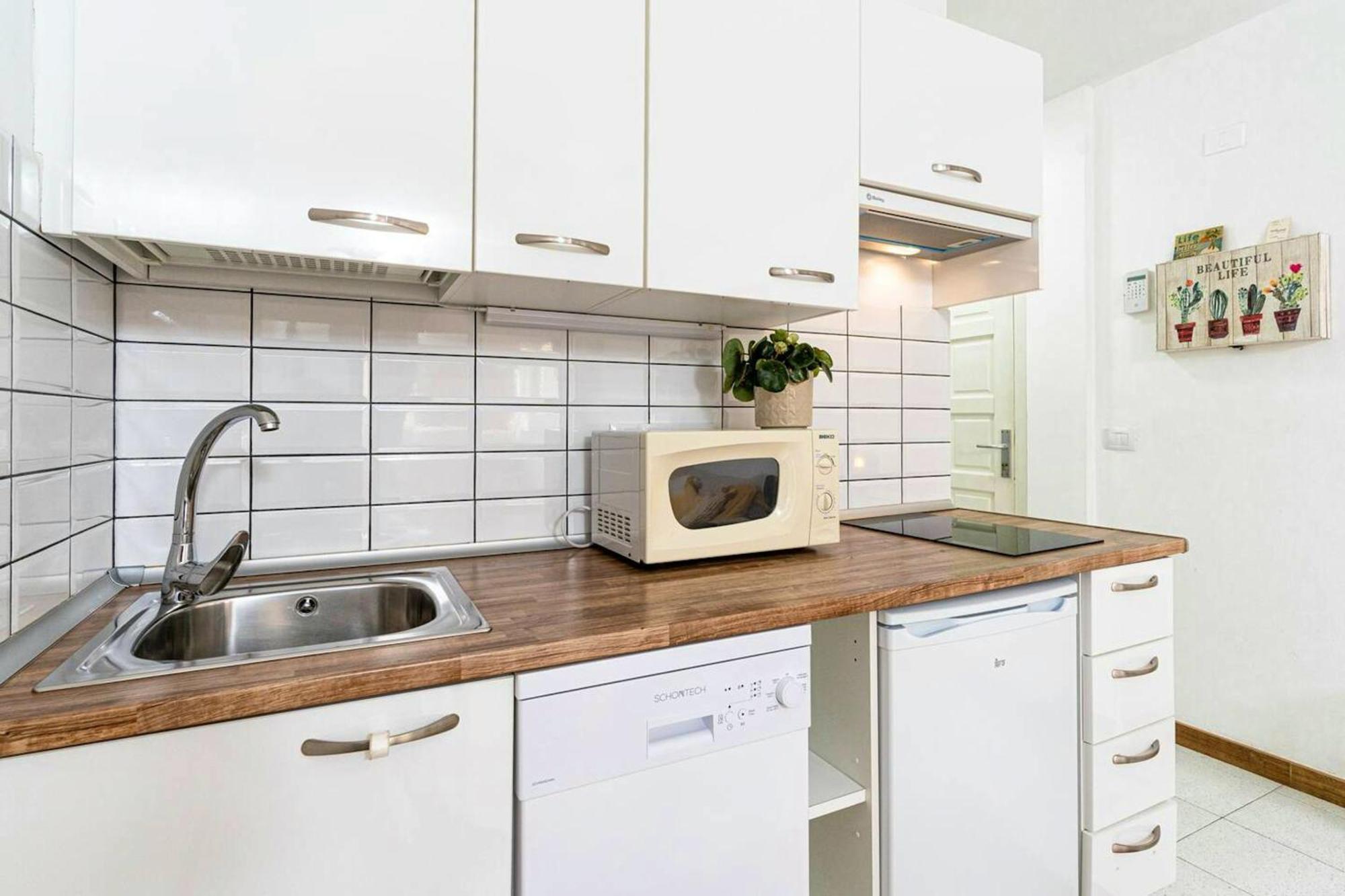 Apartment Cosy In 40 M² Close To The *