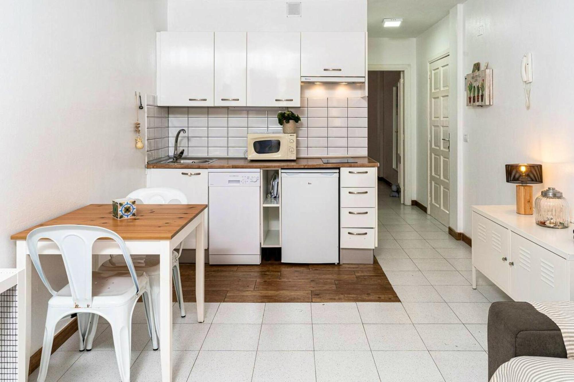 Cosy In 40 M² Close To The