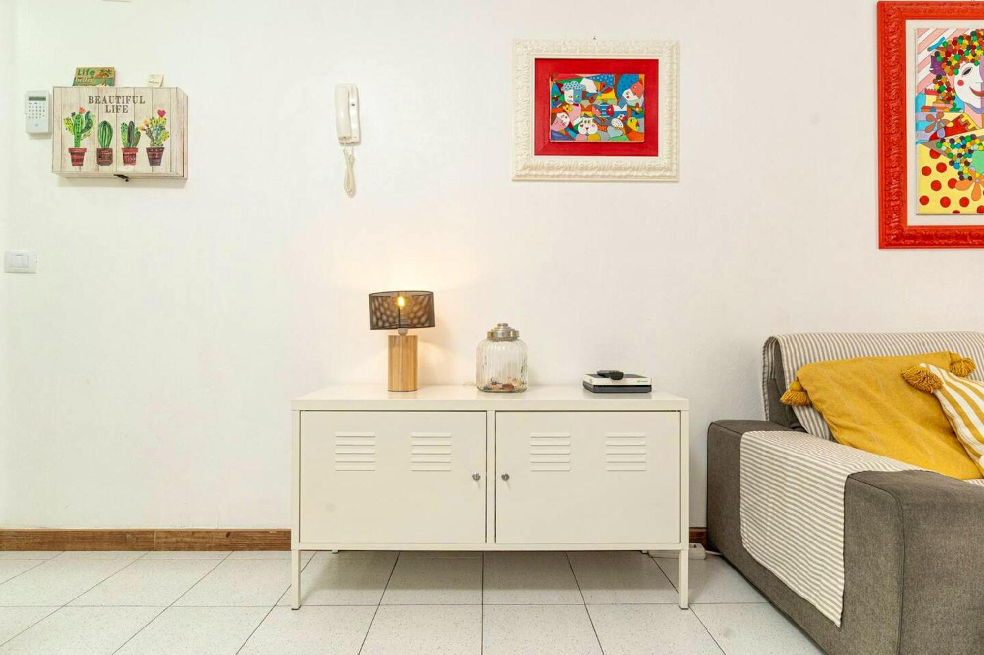 Apartment Cosy In 40 M² Close To The *