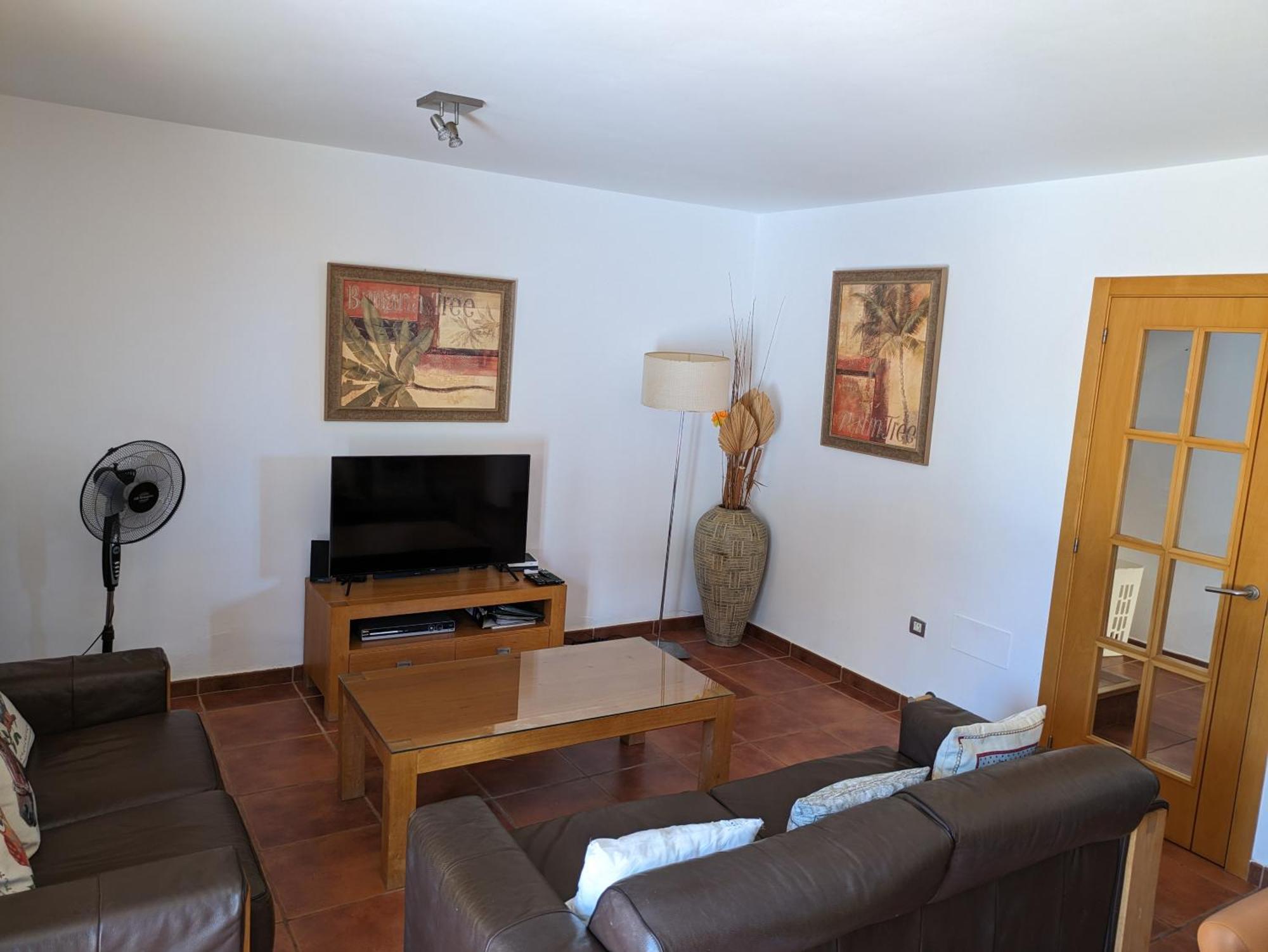 Luxury With Heated Pool In Villa Corralejo