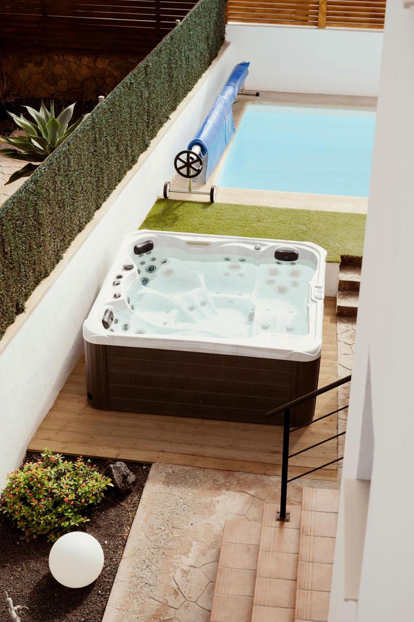 Vhana Villa *