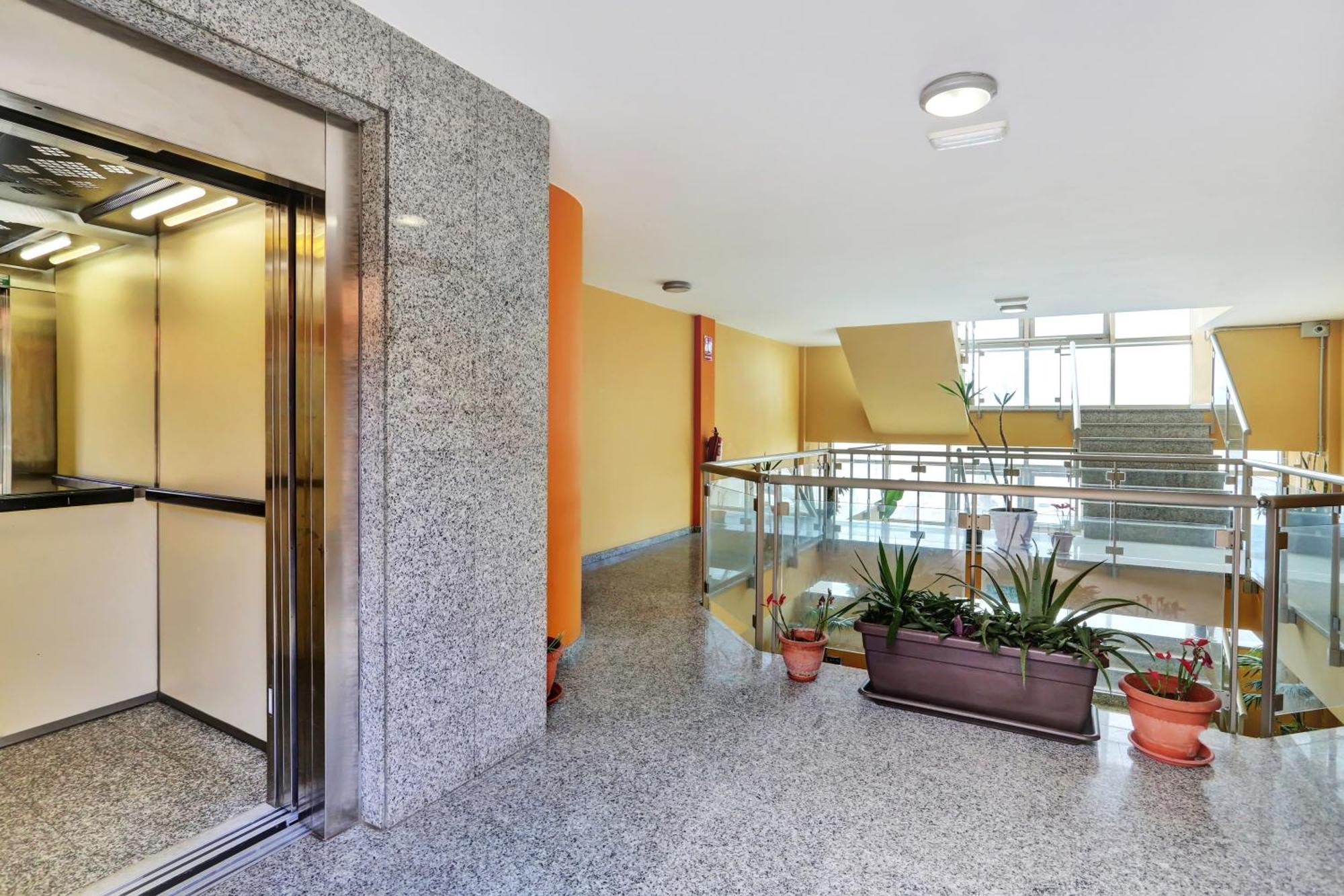 Ancla Pool On Roof Top Appartement