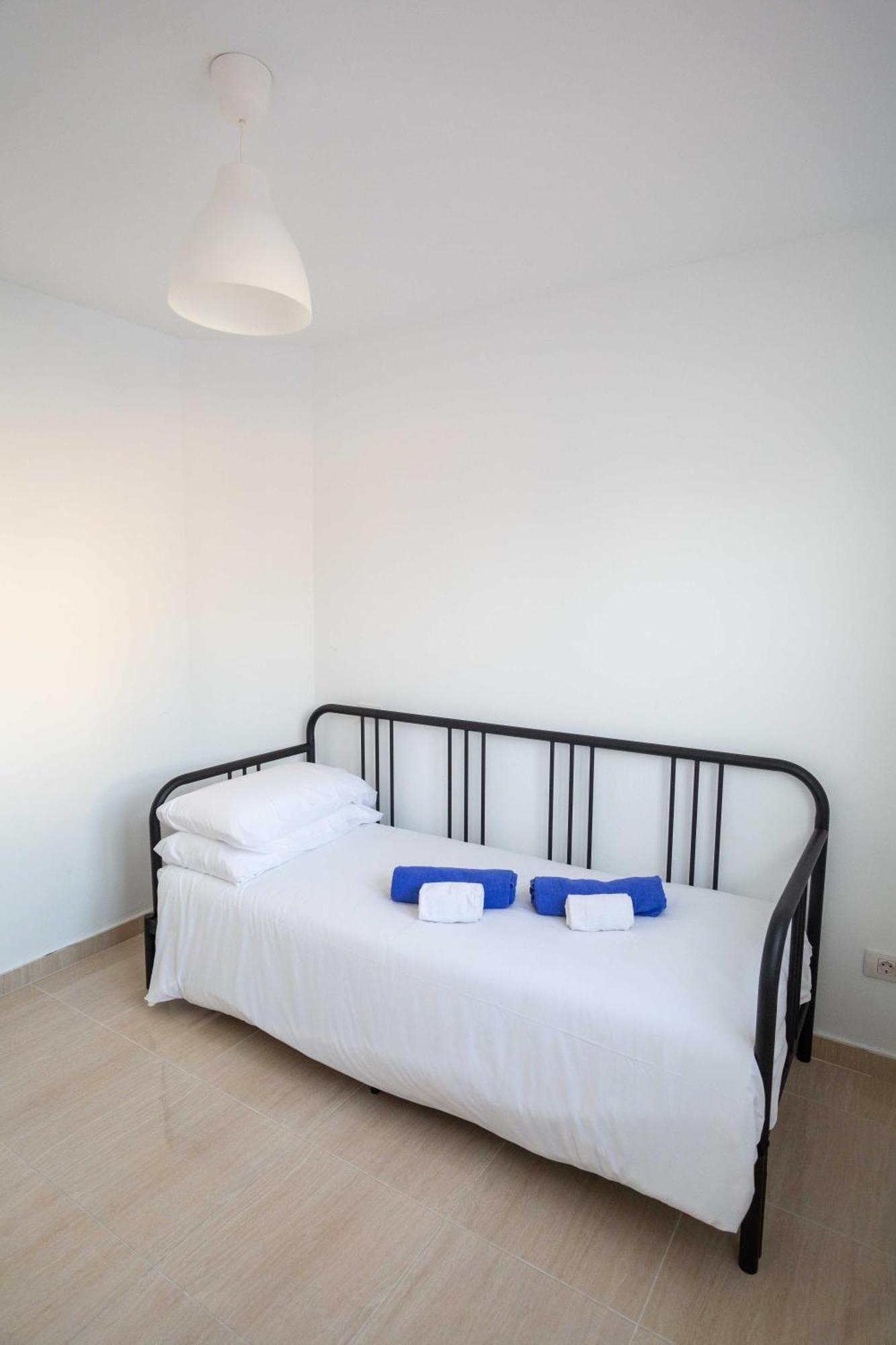 Galera Boutique Art With Private Pools, Free Wifi & Bbq, By Amazzzing Travel Villa *