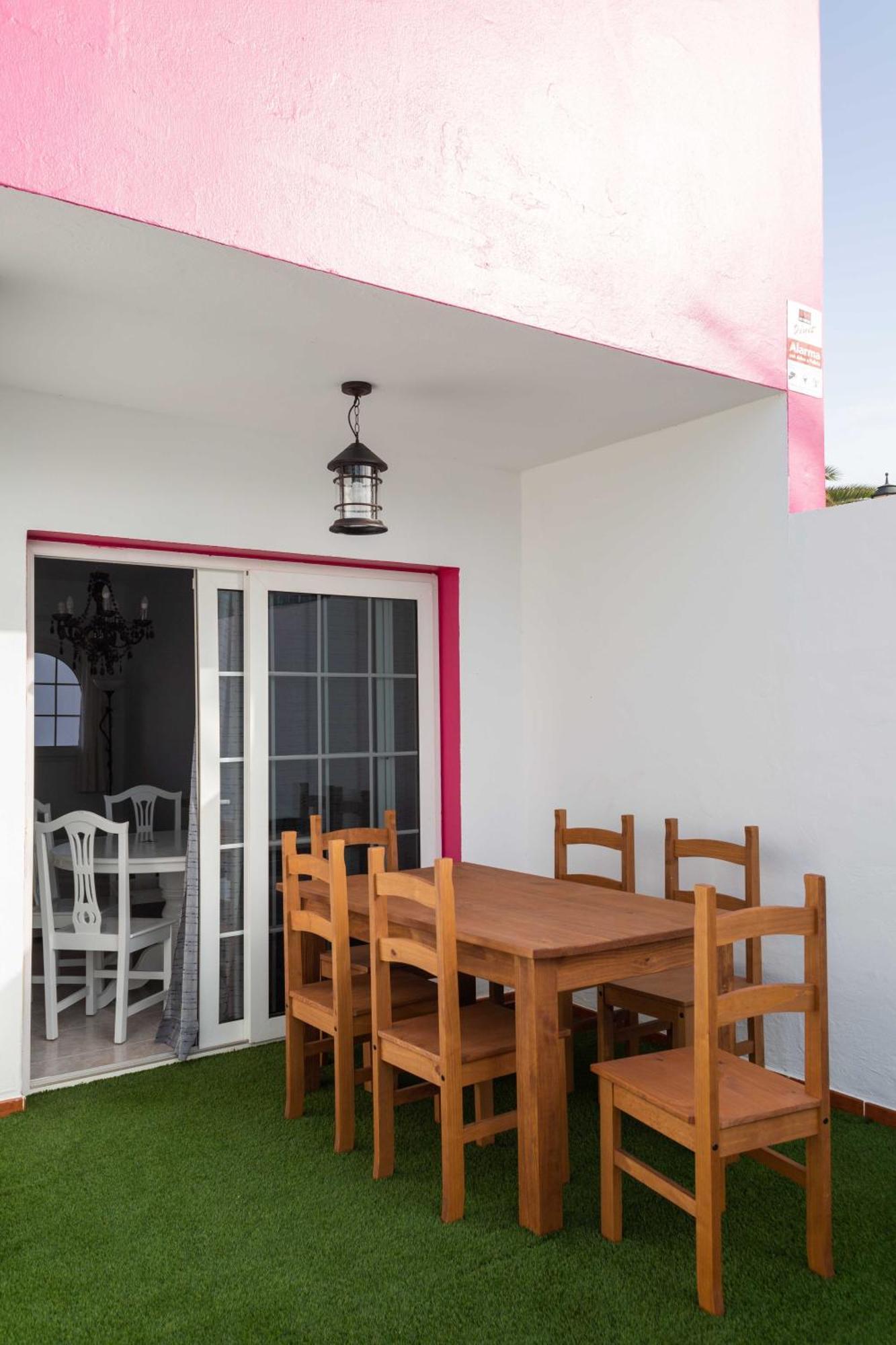 Galera Boutique Art With Private Pools, Free Wifi & Bbq, By Amazzzing Travel Villa *