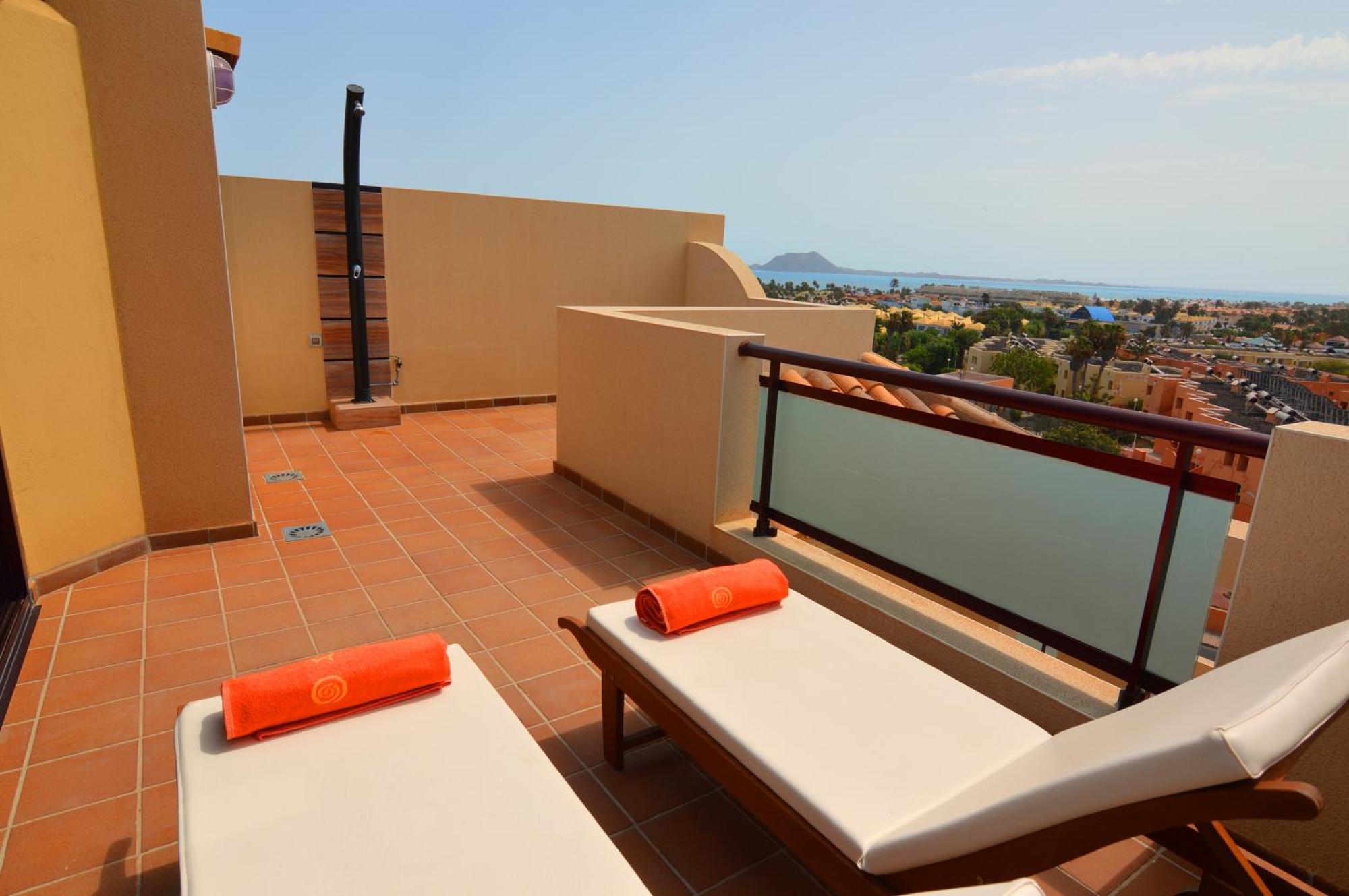 Crystalsuite. Beautiful Penthouse With Sea Views Apartment
