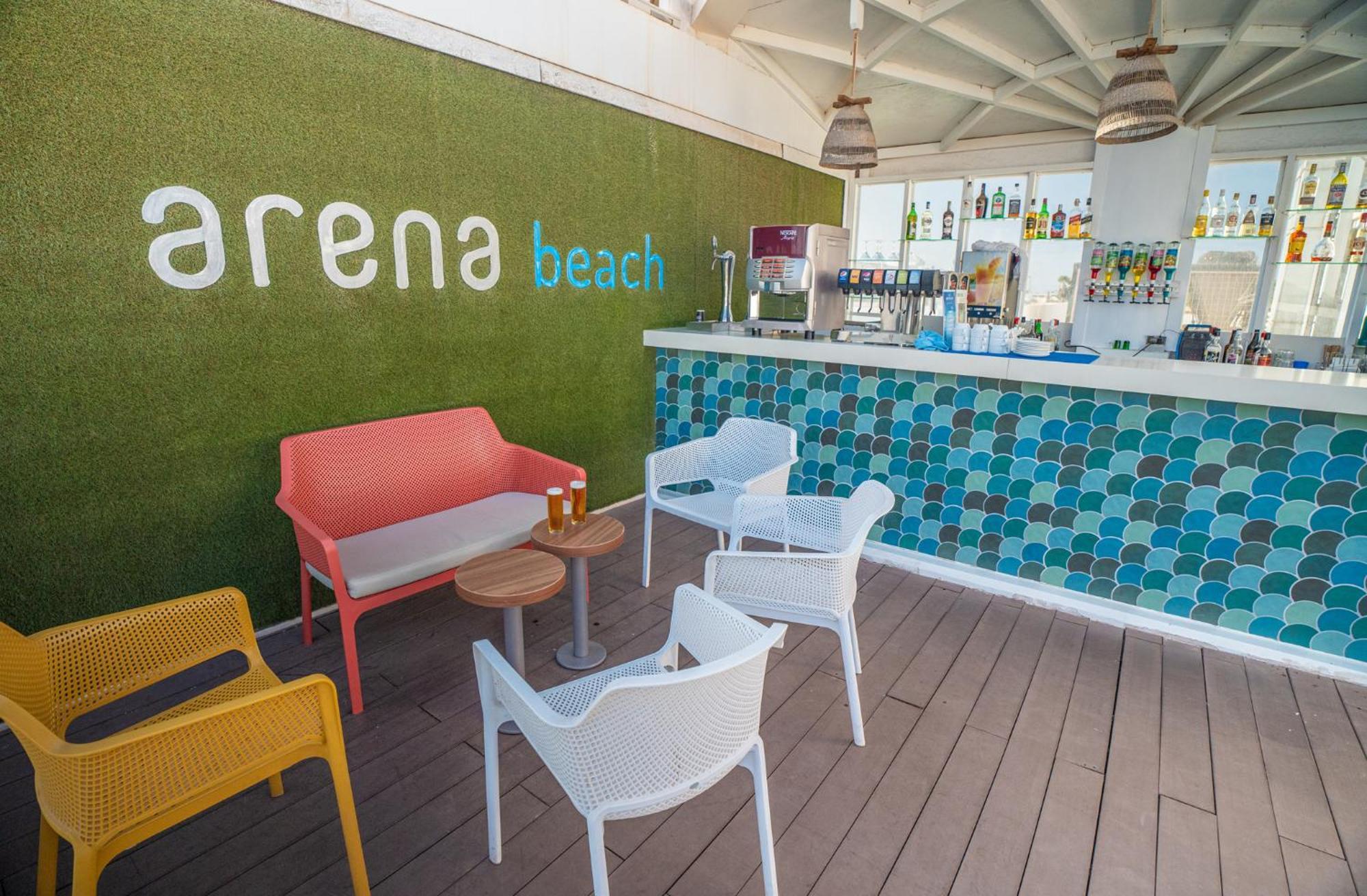 Arena Aparthotel