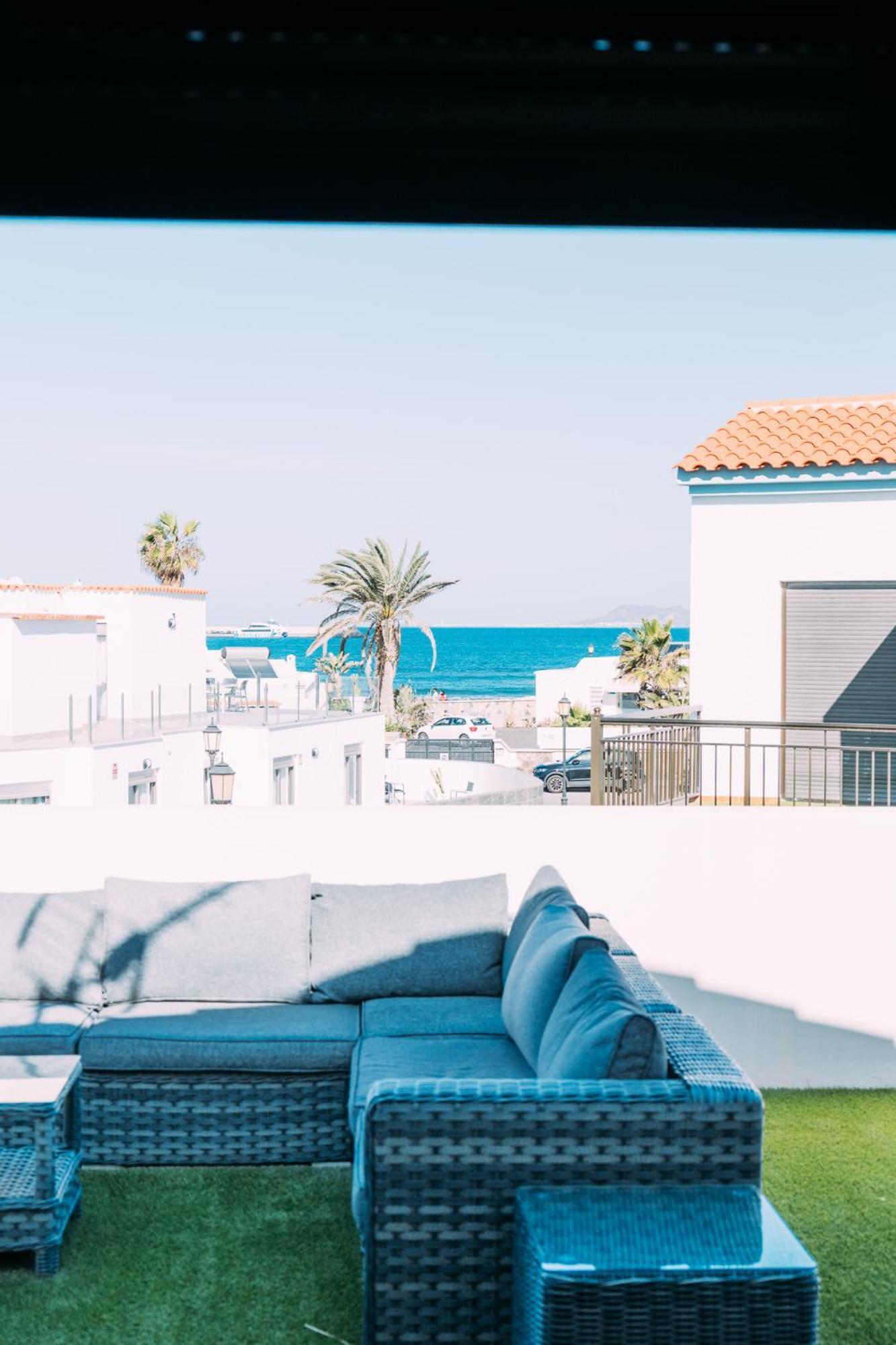 Paradise House: Piscina Privada, Playa 100m Villa