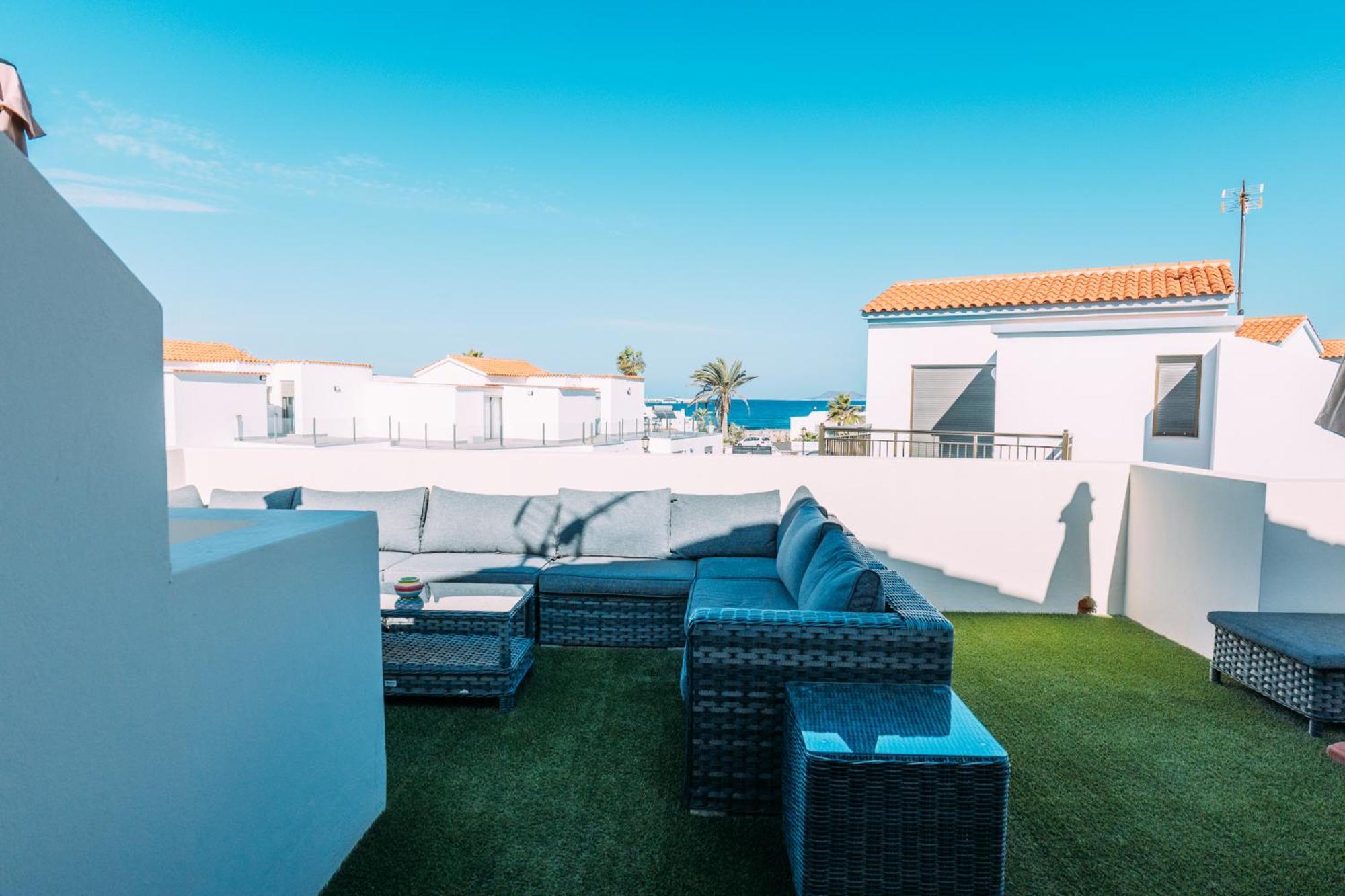 Villa Paradise House: Piscina Privada, Playa 100m Corralejo