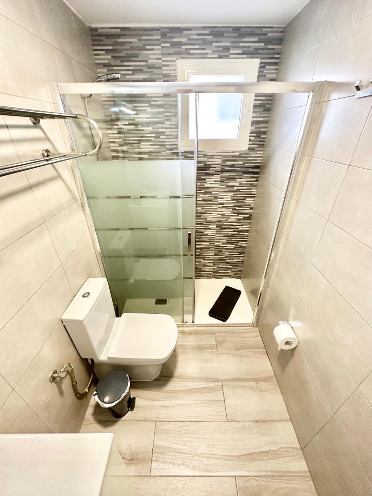 Mango Sorbet Super Central, 3 Desks, High Speed Internet, 3 Bedrooms And 2 Bathrooms Apartment Corralejo