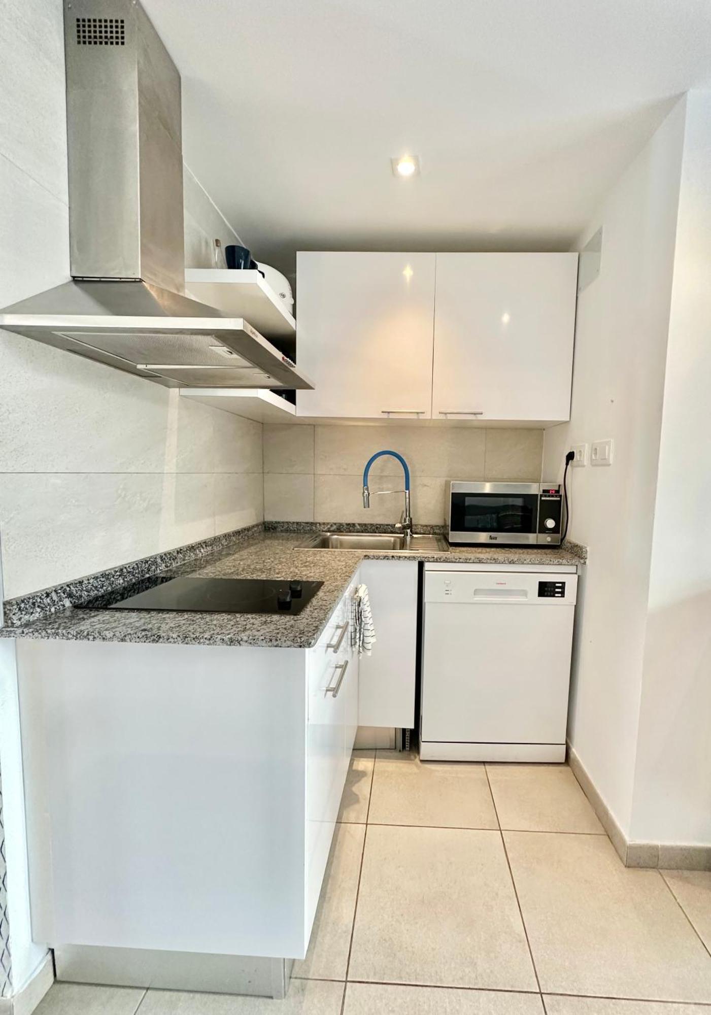 Apartment Cosmopolitan Con Piscina, Doble Terraza, Y Wifi *