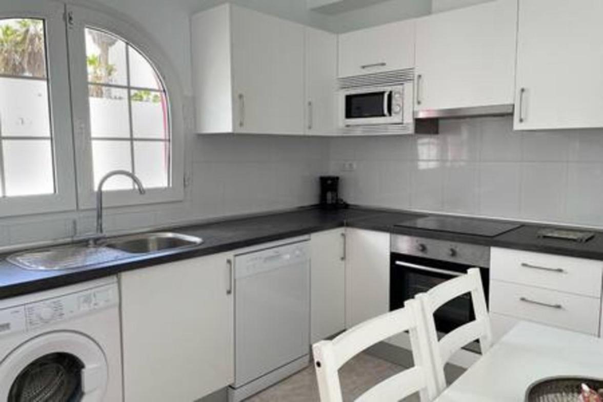 Beachside Eter With Private Pool, Bbq & Fast Wifi
