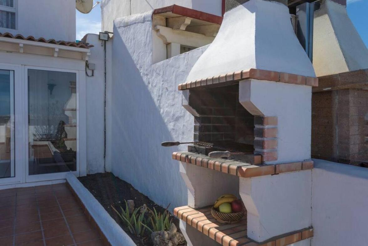 Beachfront Remos With Lobos Island View, Private Pool, Wifi & Bbq By Amazzzing Travel Corralejo