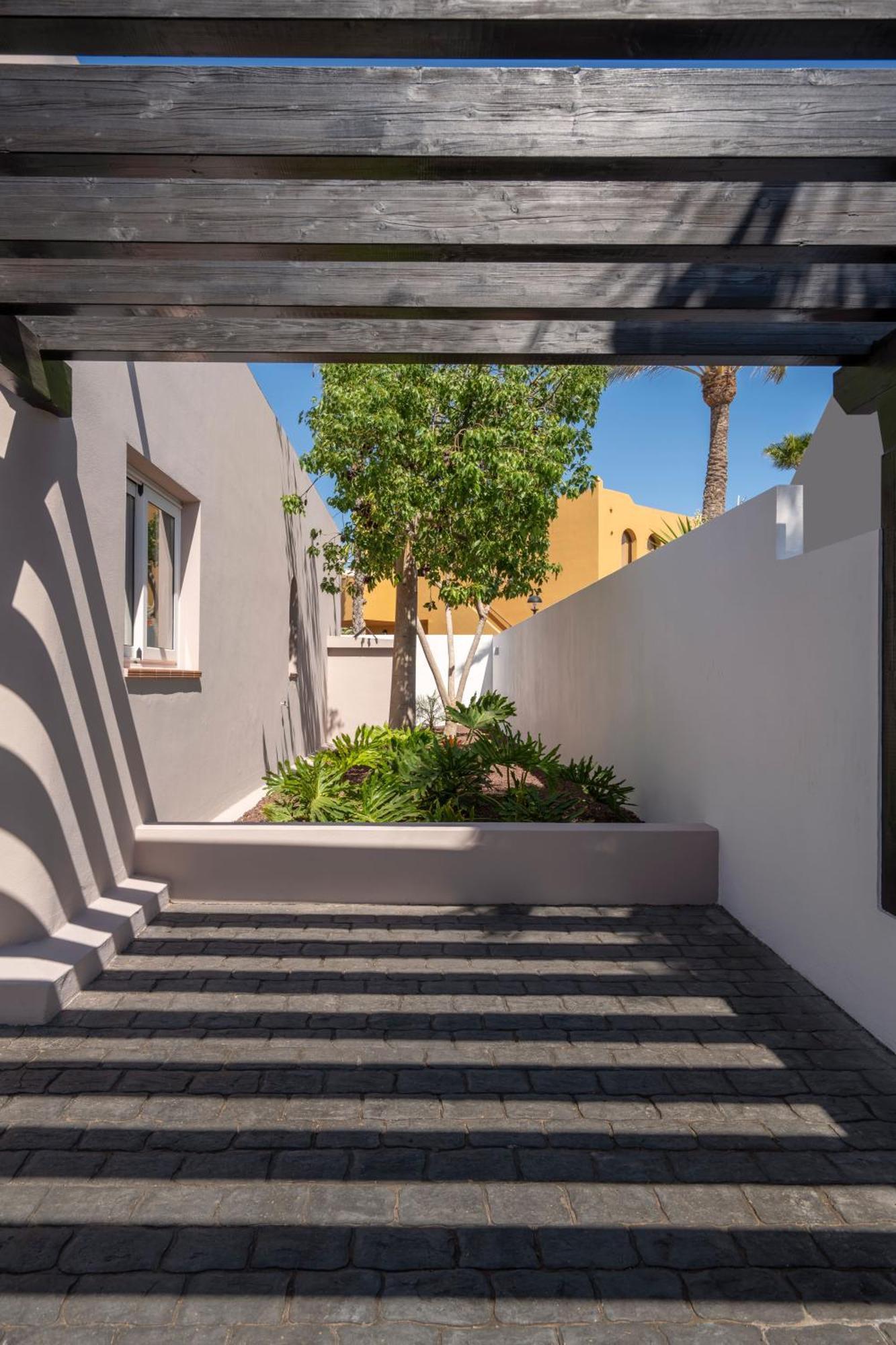 Tropico - Design House With Pool In Corralejo