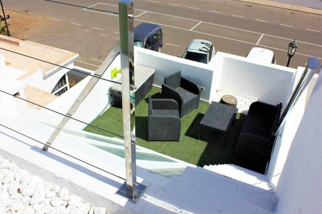 Breeze View House By The Sea Apartment