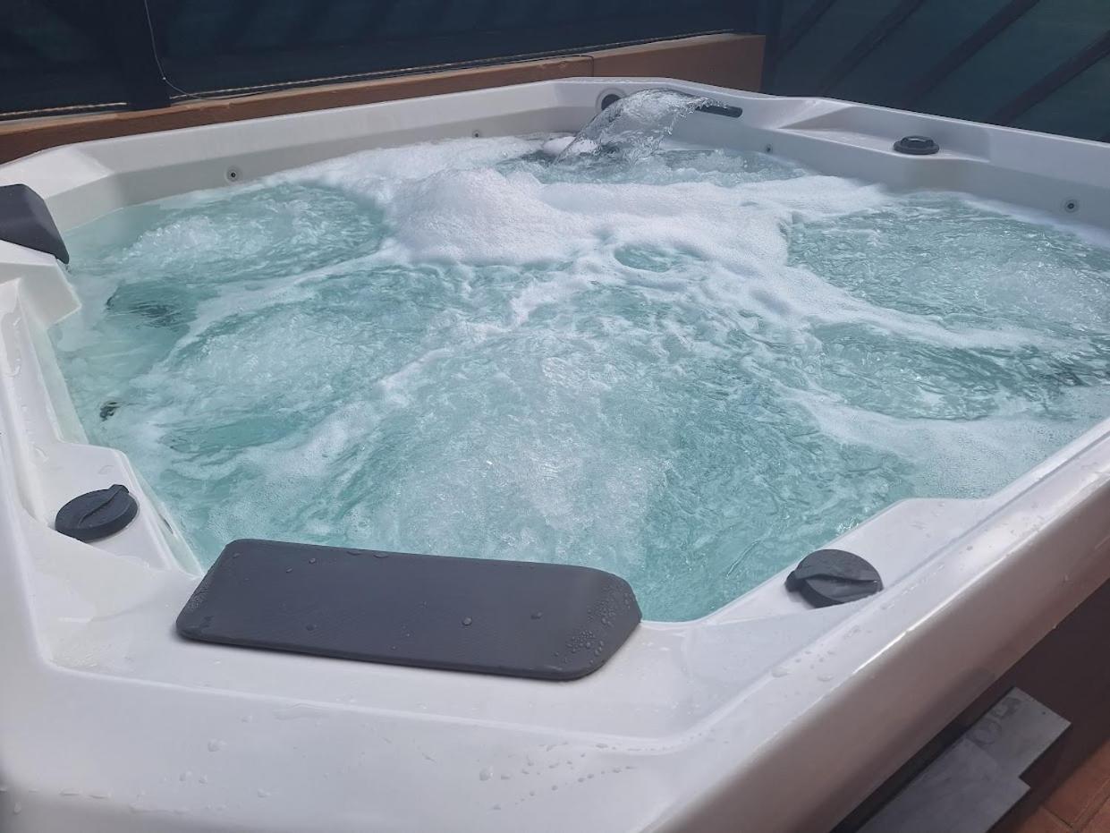 Holiday home Villadunas - With Luxury Hot Tub *