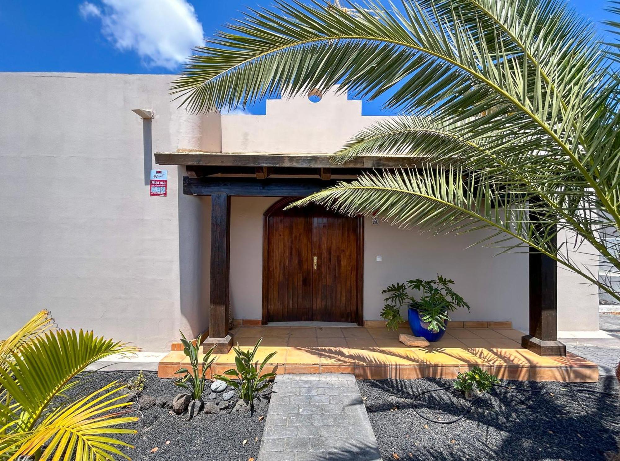 House Boho Palm With Private Heated Pool And Garden, 3 Bedrooms, Wi-fi Villa *