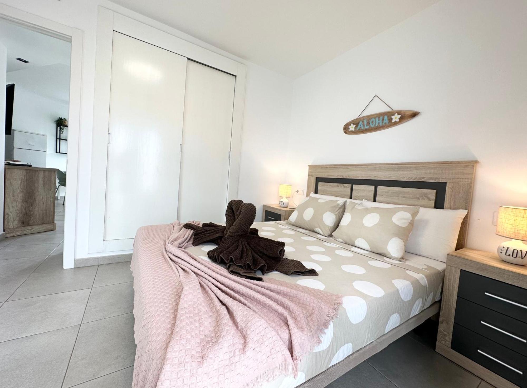 Banana Colada Con Piscina, Doble Terraza, Cocina Completa Y Wifi * Corralejo