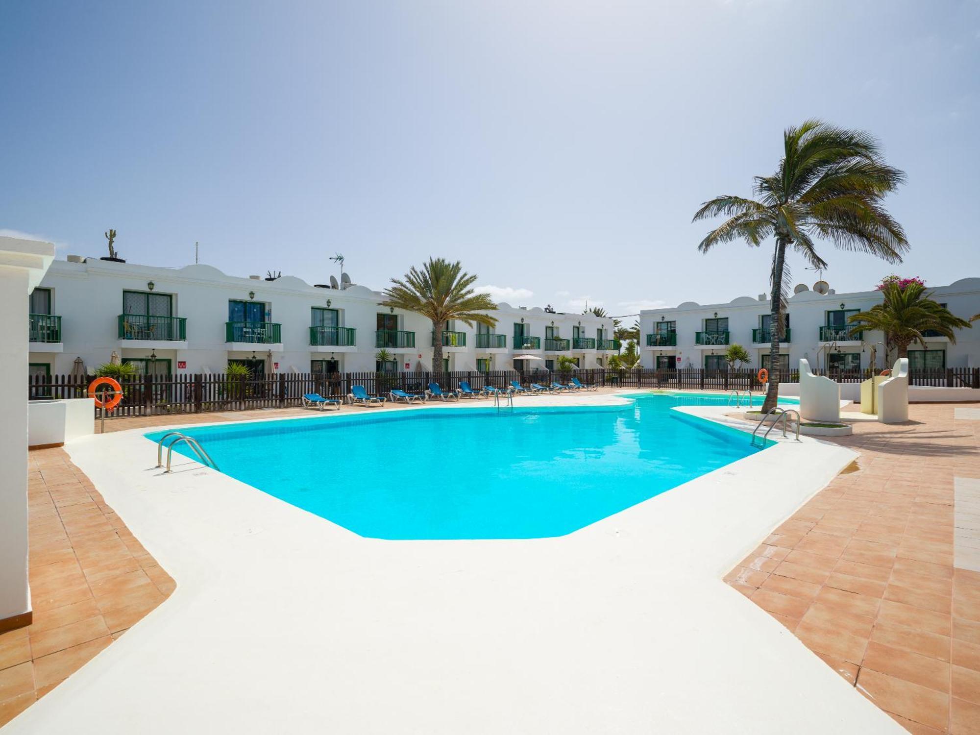 Cleo Pool View & Wi-fi By Irent Fuerteventura Apartment