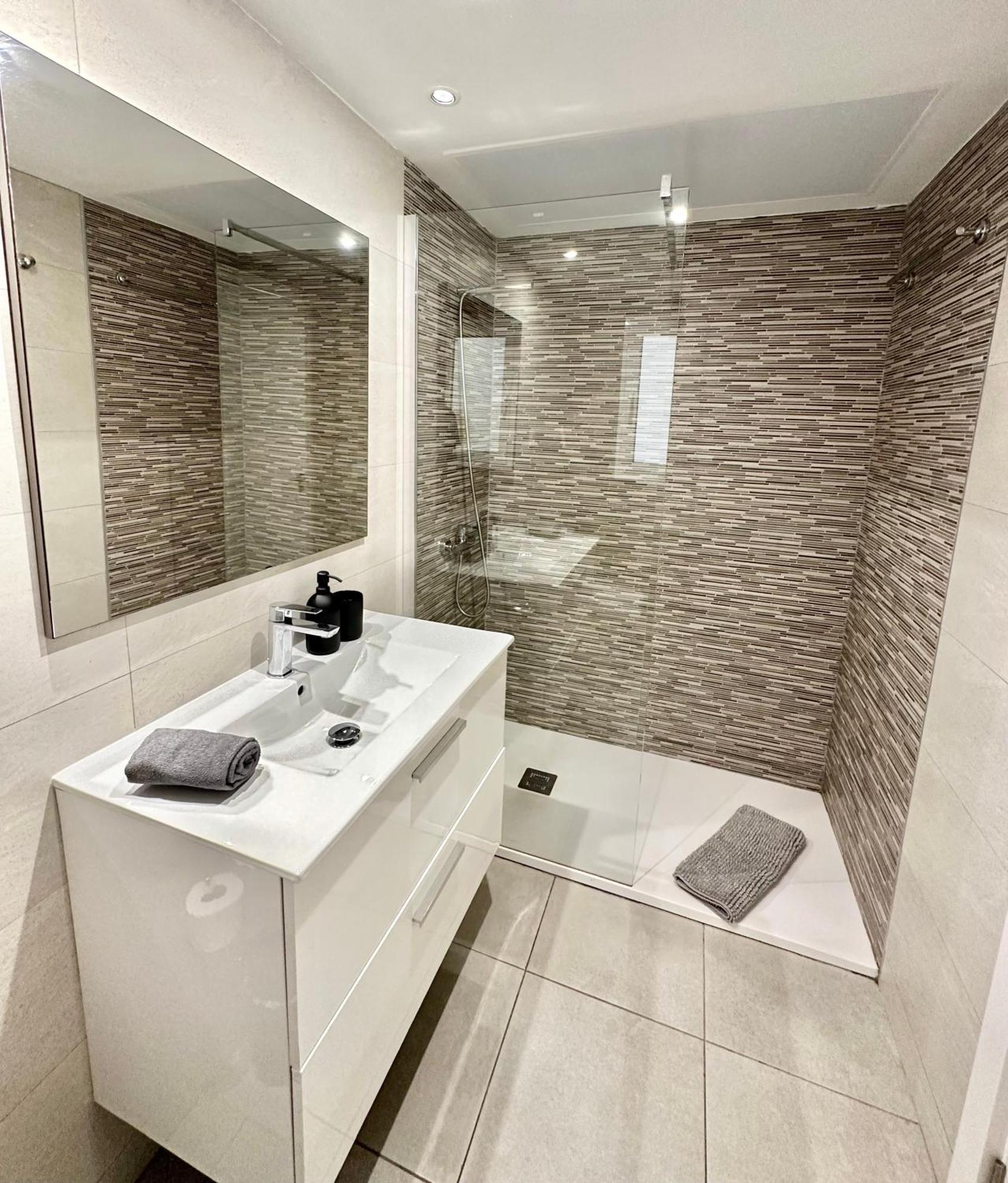Apartment Canelita Con Piscina, Soleada Terraza Amplia Wifi Y Parking Corralejo
