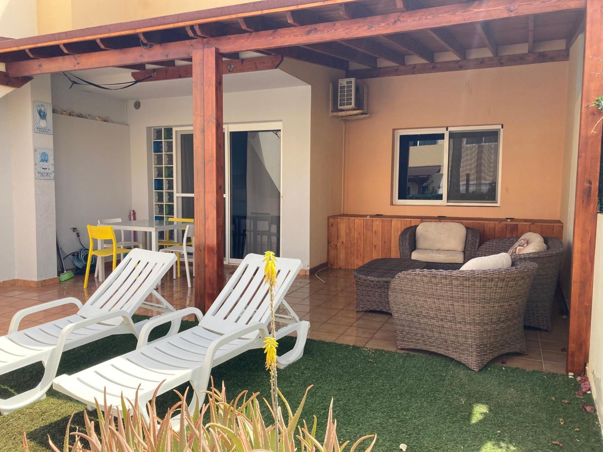 2 Bedroom Pool Close To Beach Rocky Point Corralejo