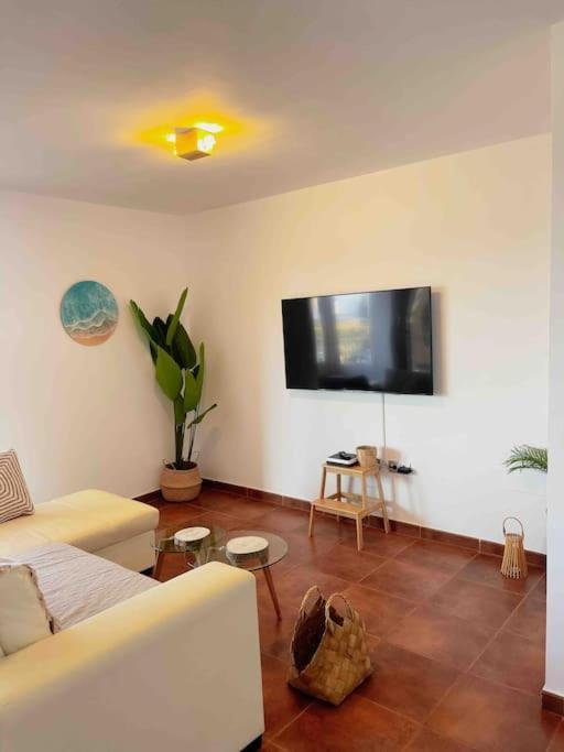 Casa Bamboo Corralejo, Relax, Piscina Y Parking Privado *