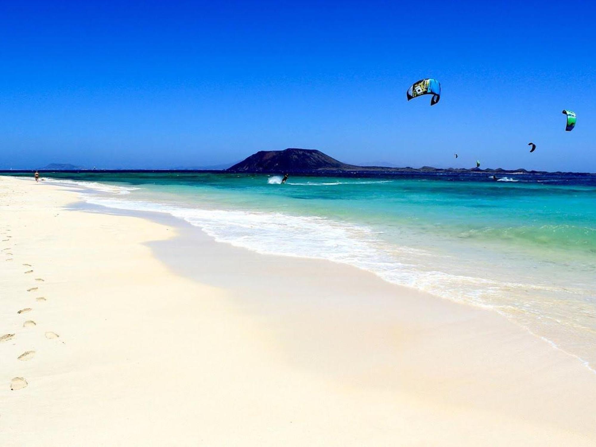 Villa With Private Pool In Playa Corralejo