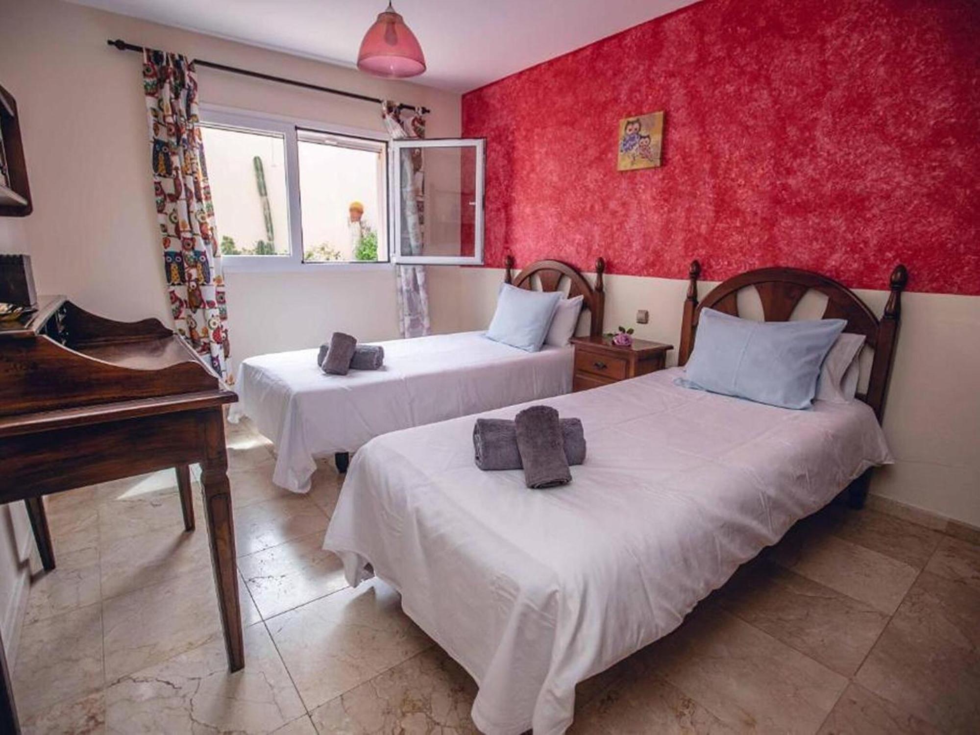 Villa With Private Pool In Playa *