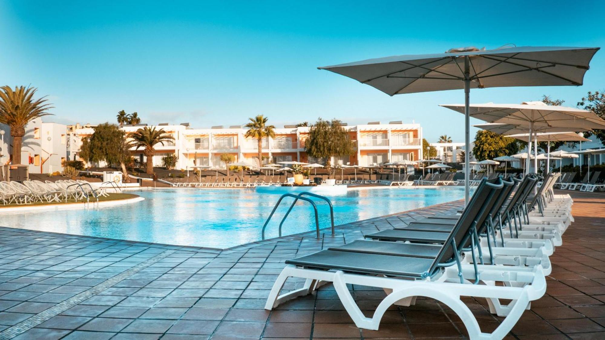 Labranda Bahia De Lobos 4*
