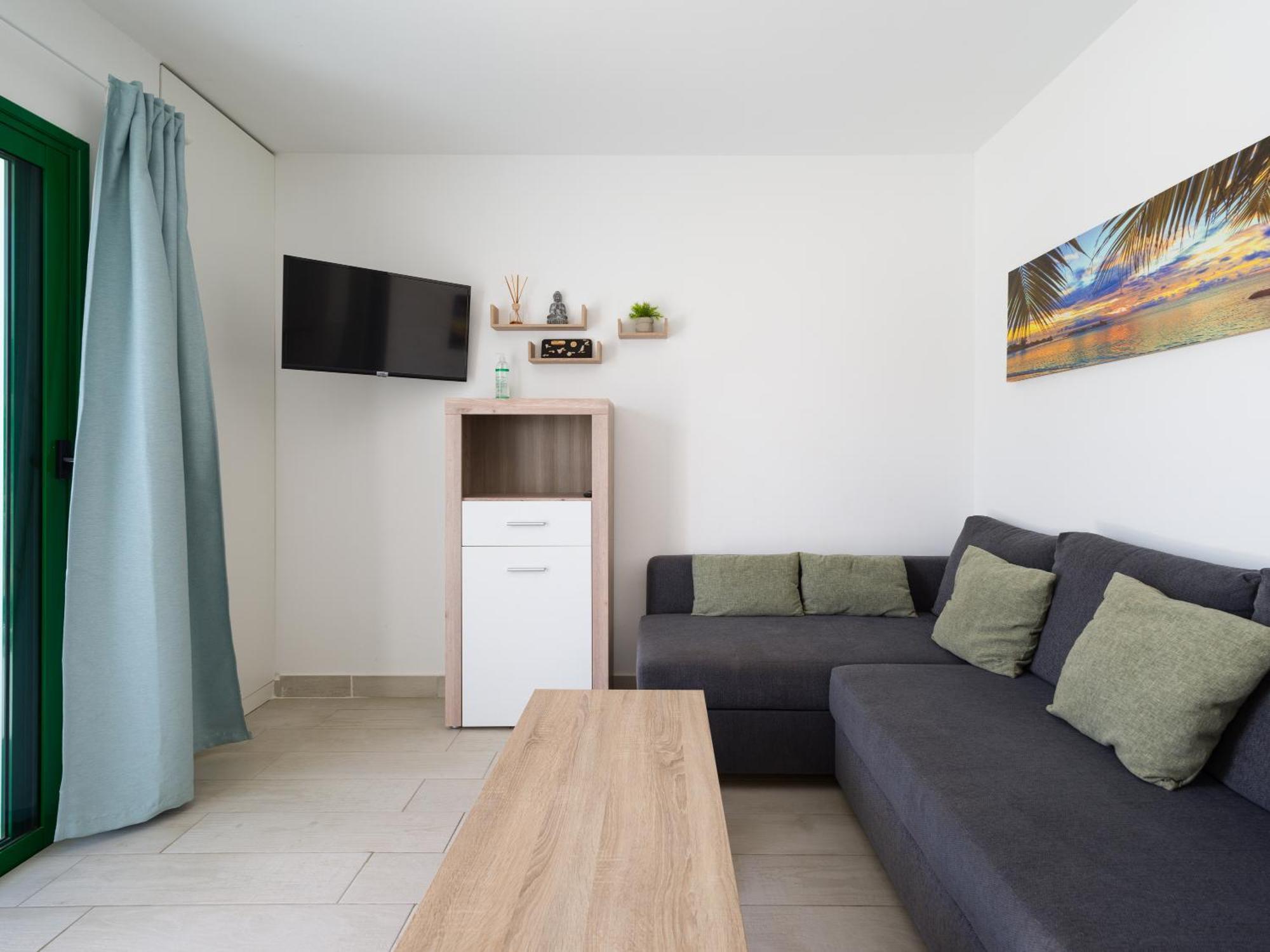 Apartamento Sea Breeze Residencial San Valentin *